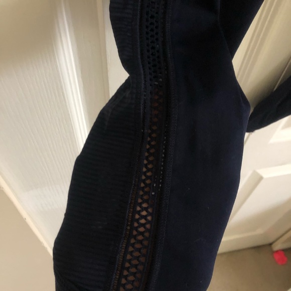 VS Knockout Leggings - Picture 4 of 6